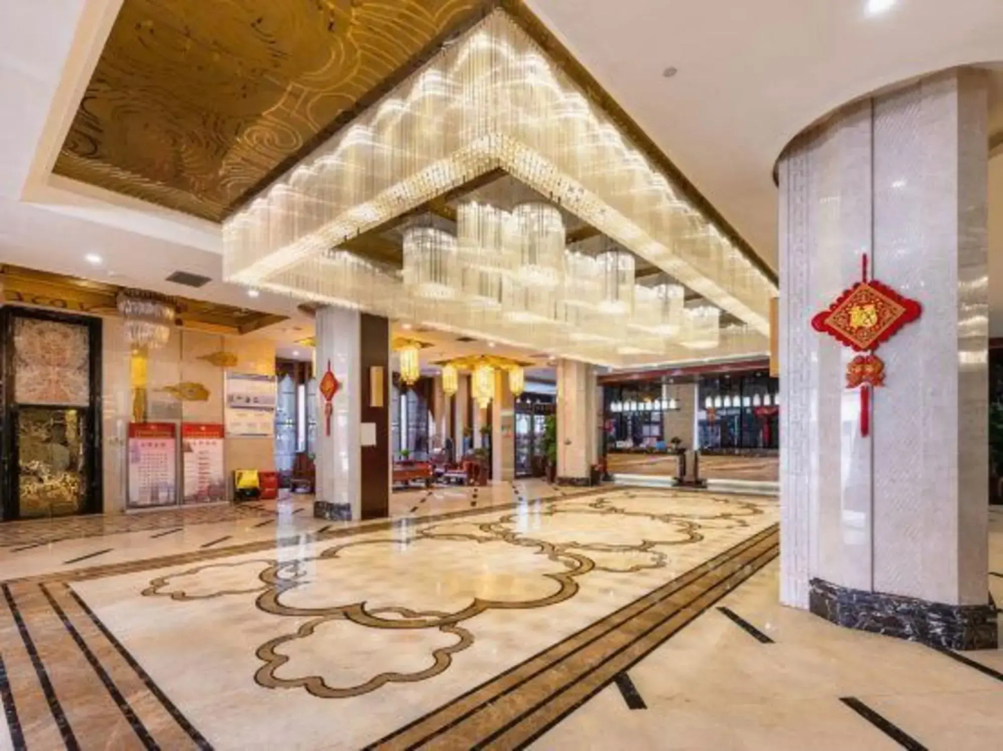 Jubao Holiday Hotel