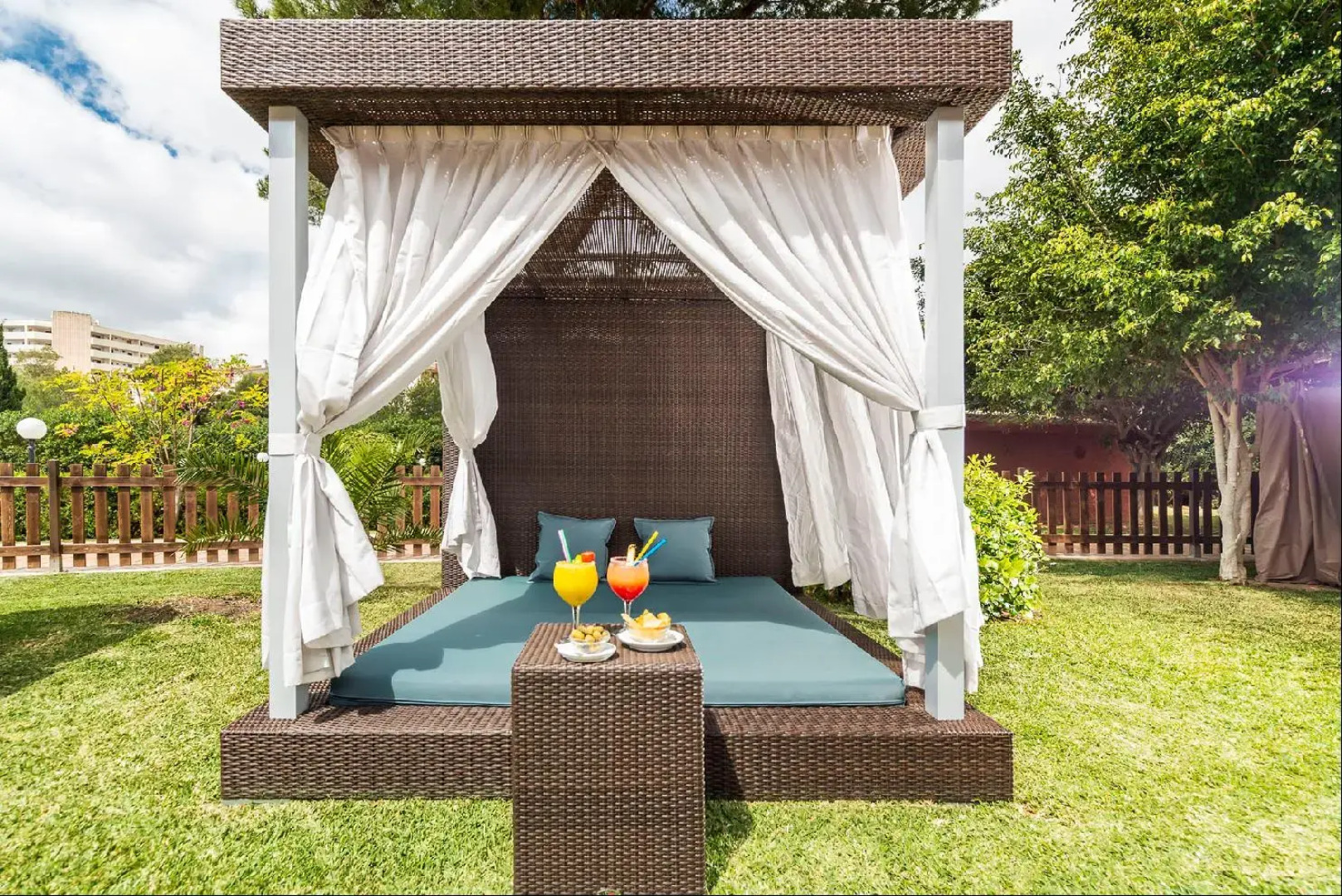 Salles Hotel Marina Portals