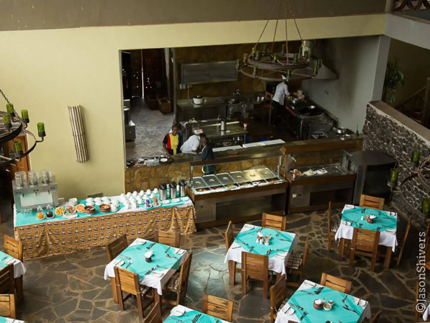 Weru Weru River Lodge