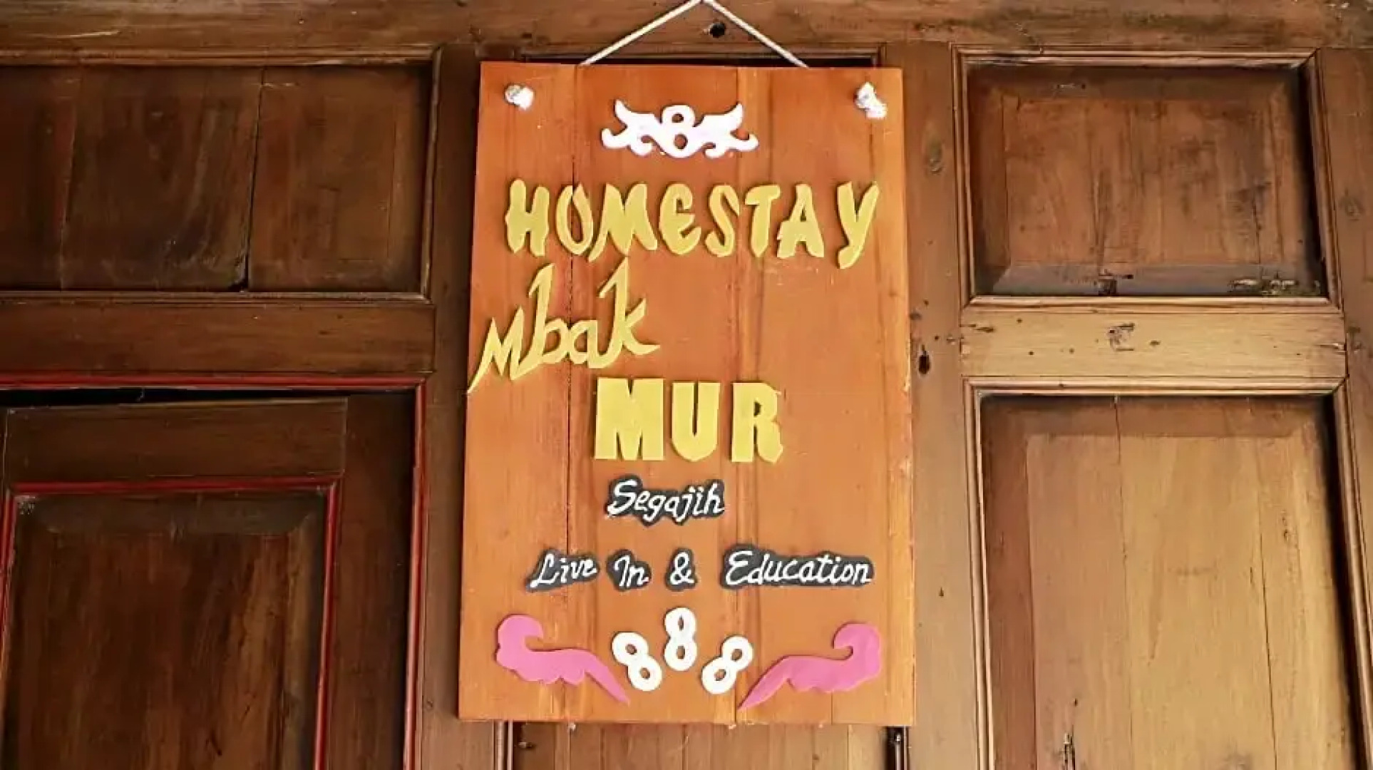 Mur Homestay
