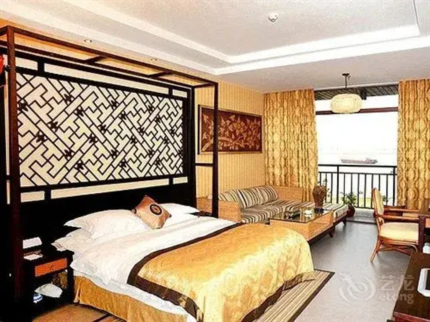 Assorti International Hotel