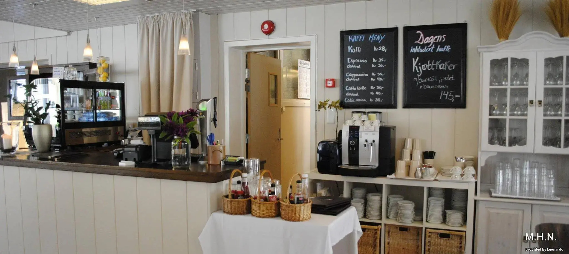 Nordfjord Hotell - Bryggen