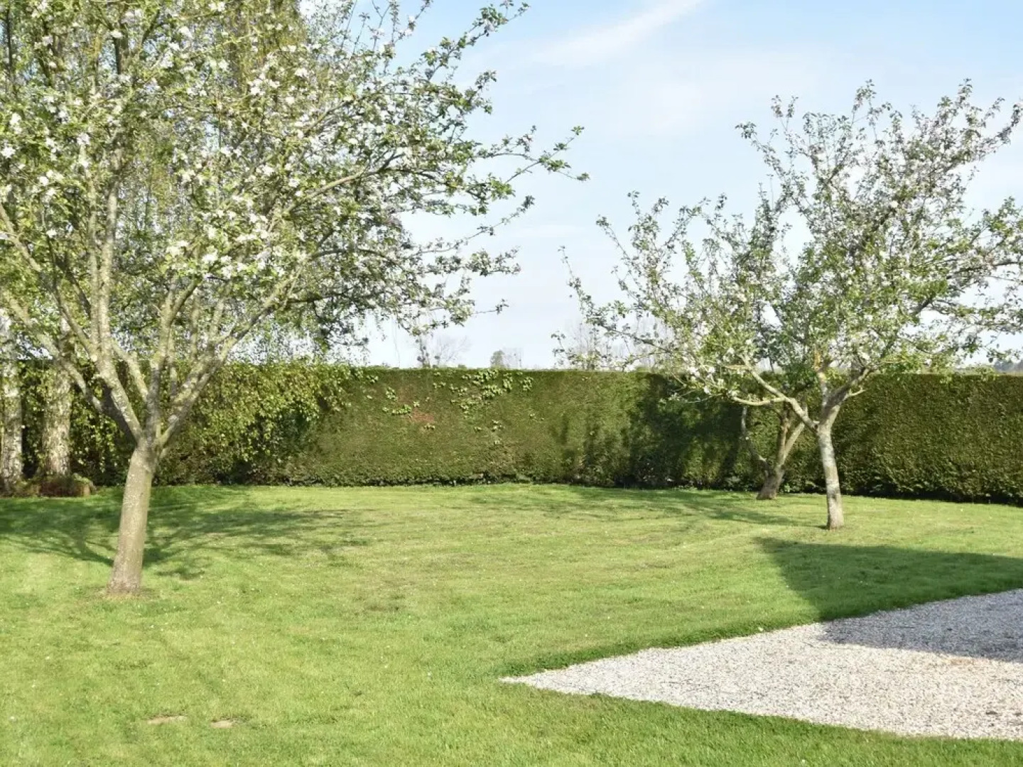 Rural, Detached Holiday Home With Pleasant Garden Near the French West Coast