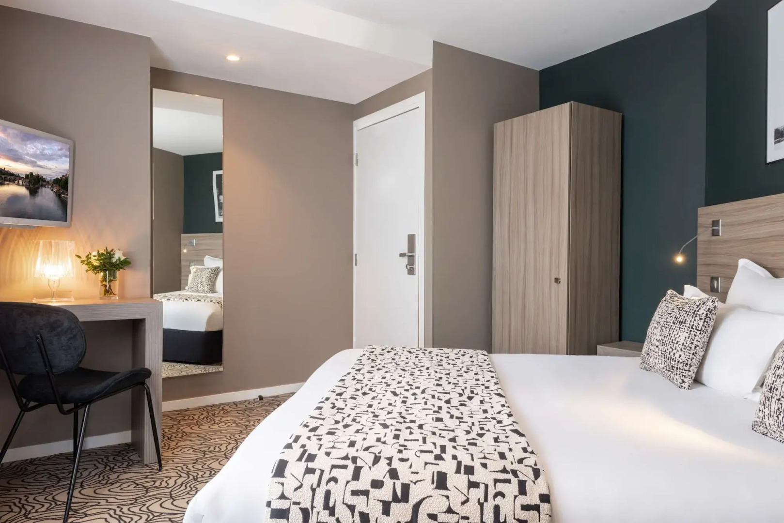 Best Western Paris Porte de Versailles