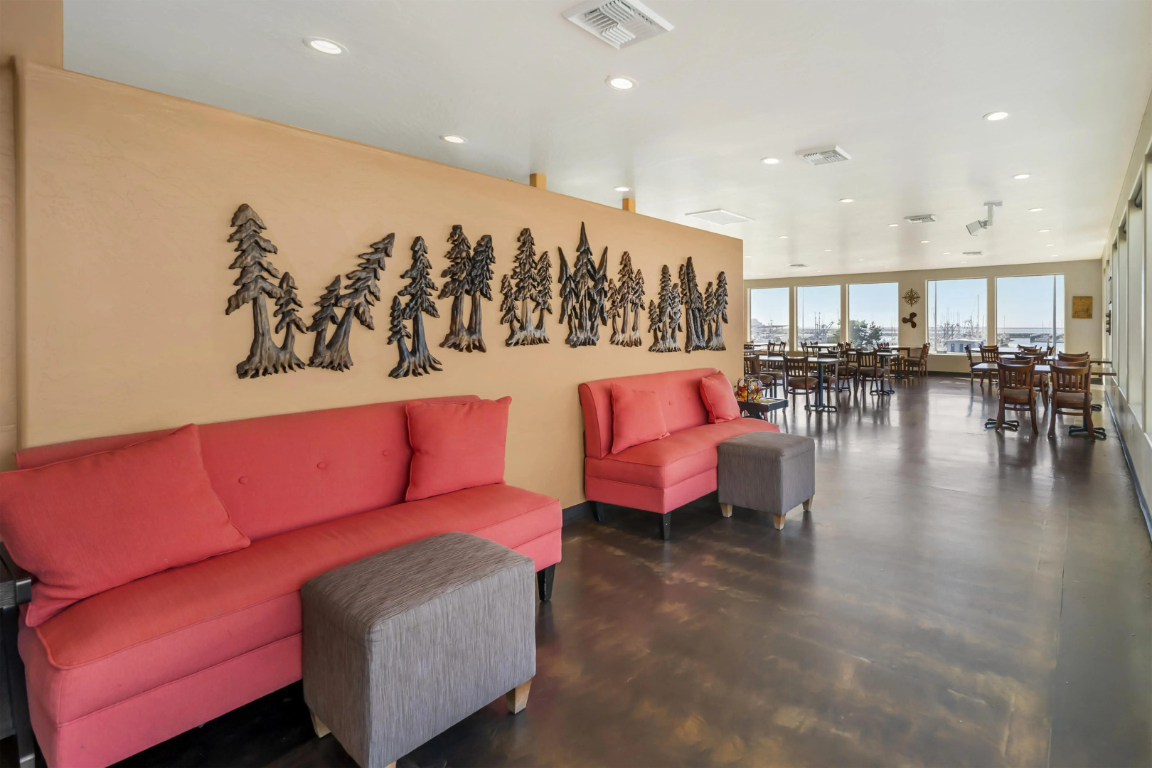 Best Western Plus Northwoods Inn