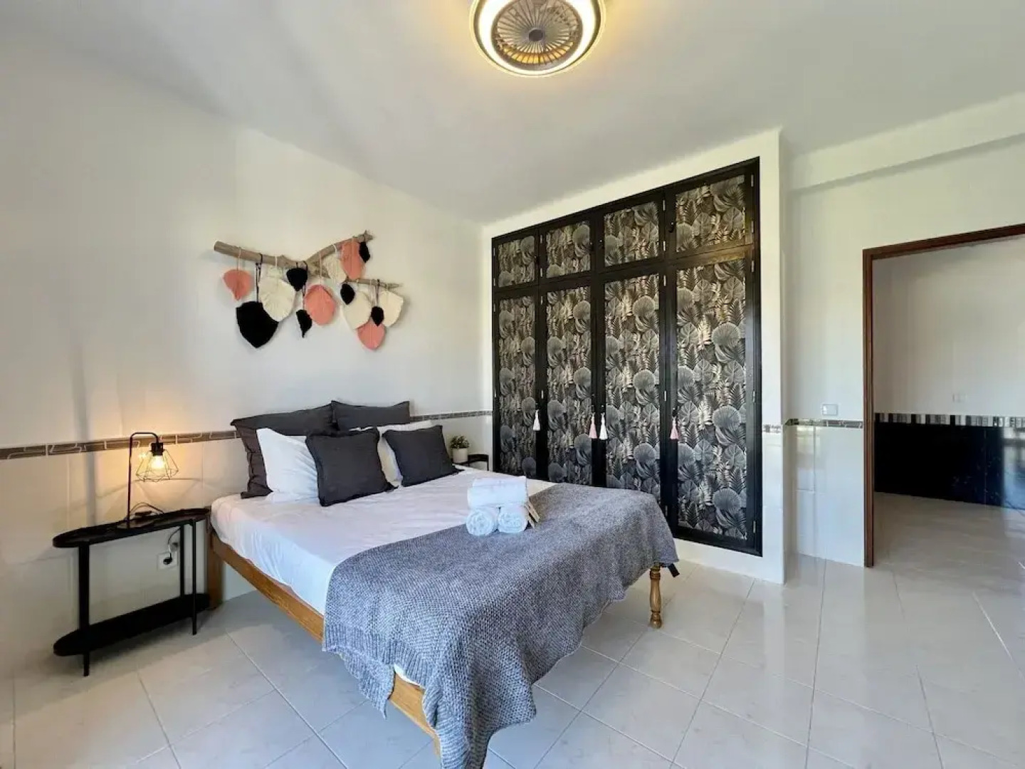 Pêra Stylish Villa With Pool by Homing