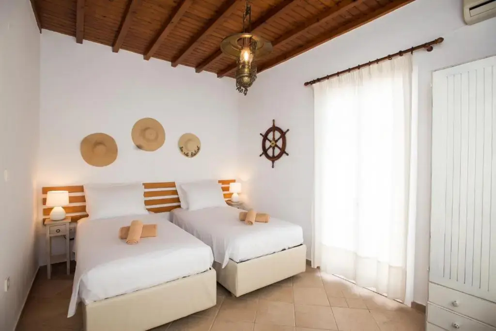 Escape to Mykonos - Entire place by Ornos beach