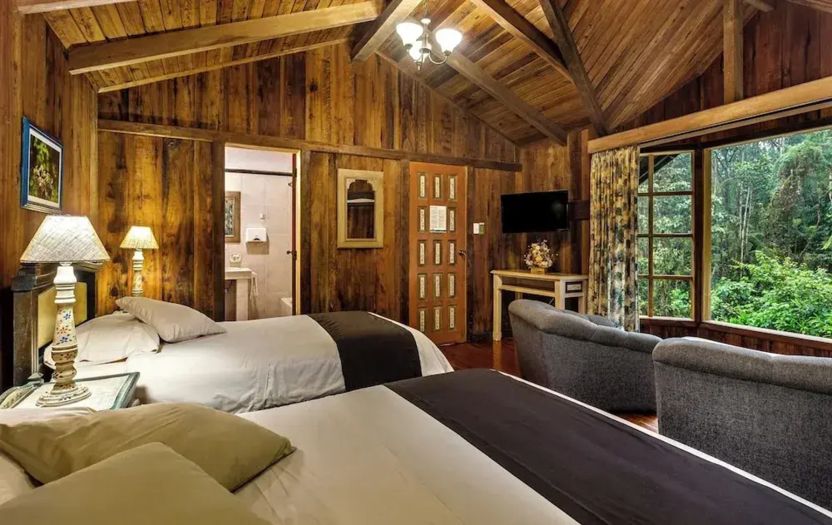 Sachatamia Lodge
