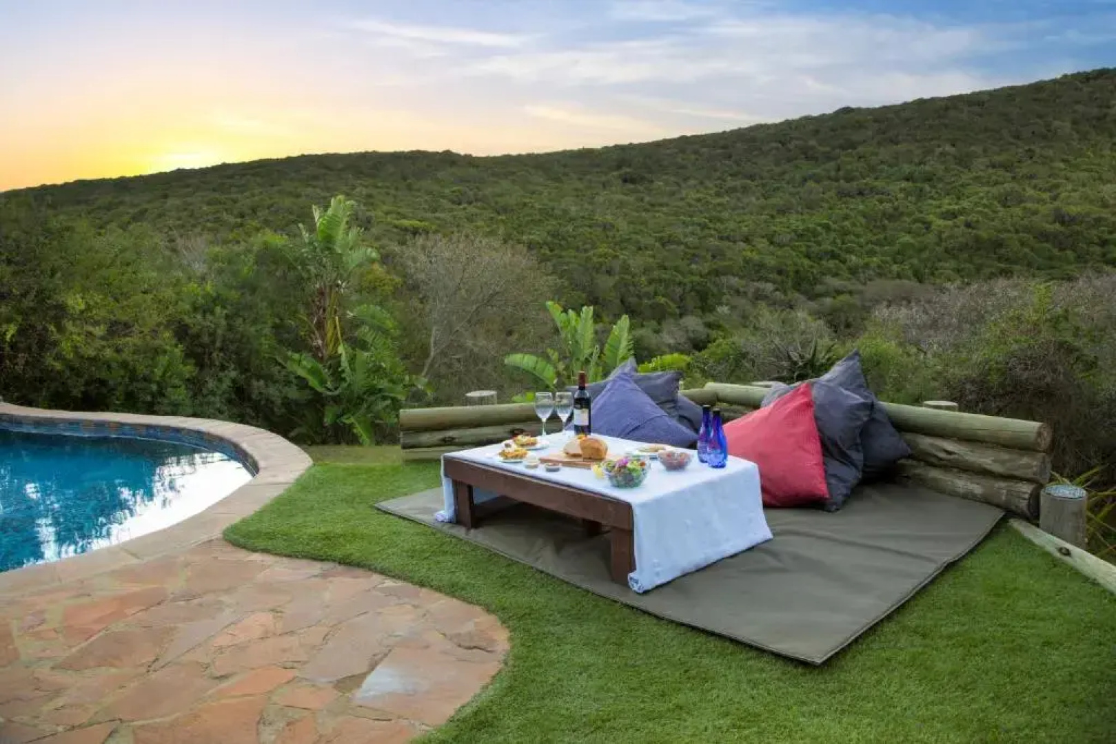 Thunzi Bush Lodge