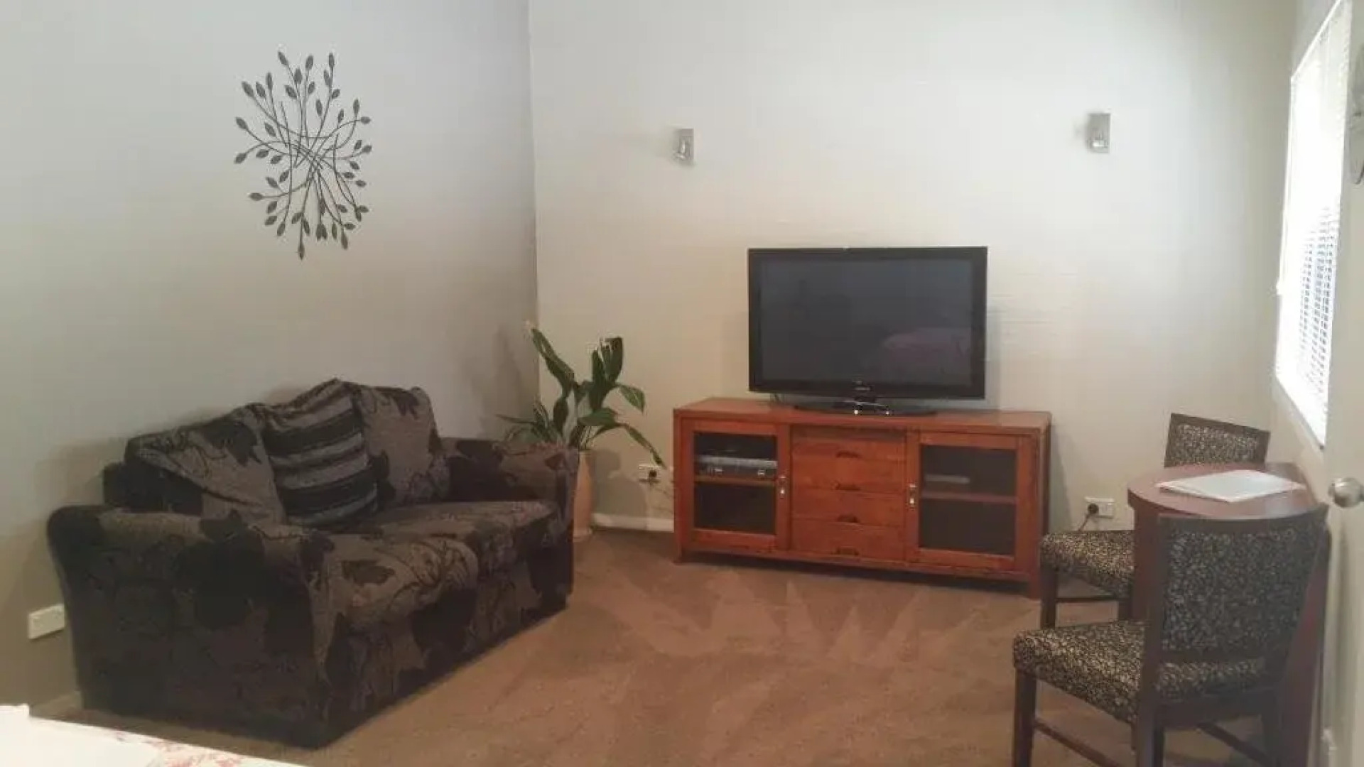 Lilacs Waterfront Villas and Cottages