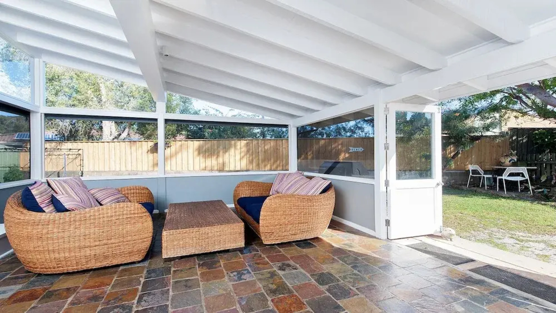 Sandyfeet at Shoal Bay