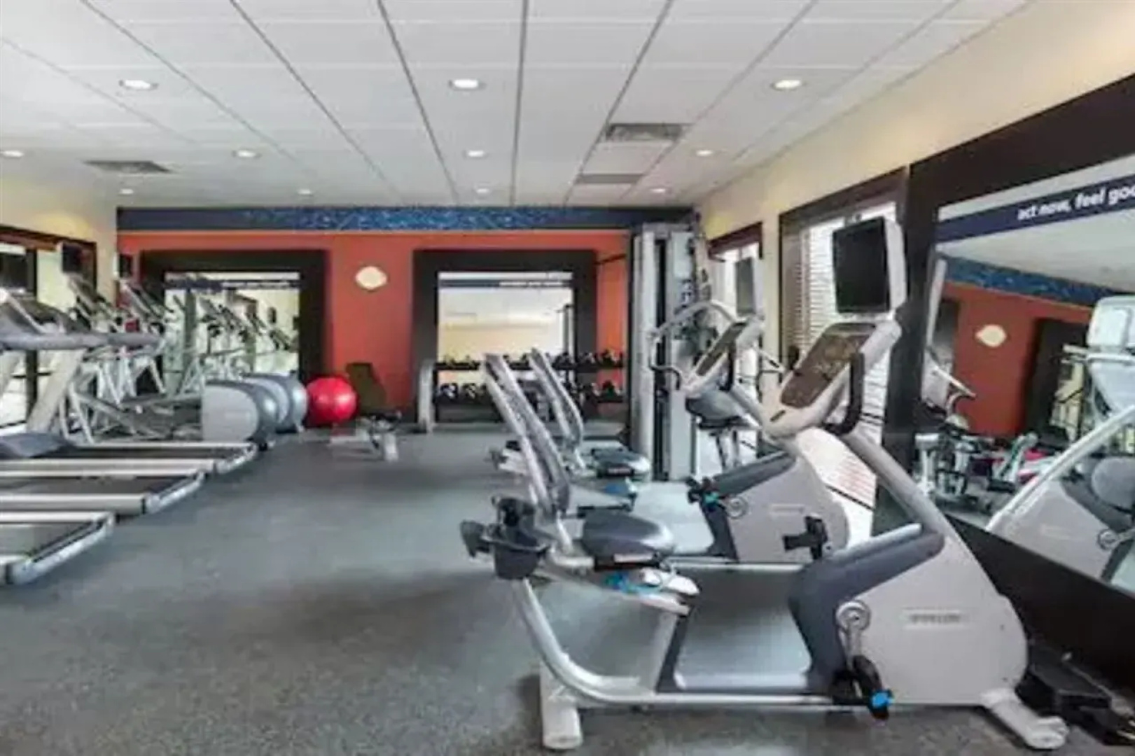 Hampton Inn & Suites Philadelphia Montgomeryville