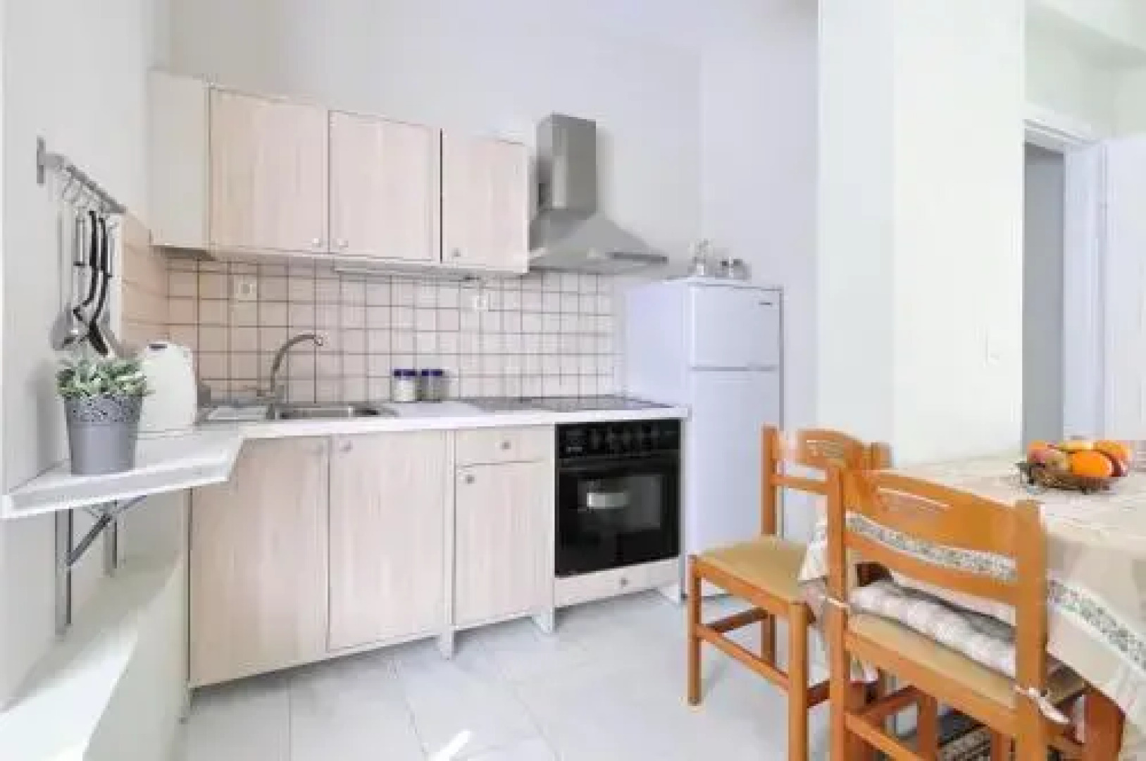 Kosta's Family House