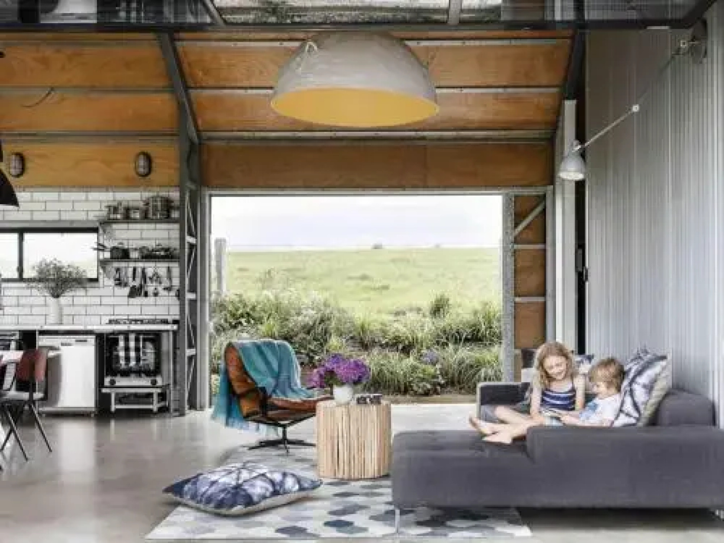 THE SHED Gerroa 4pm checkout on Sundays and Public Holidays