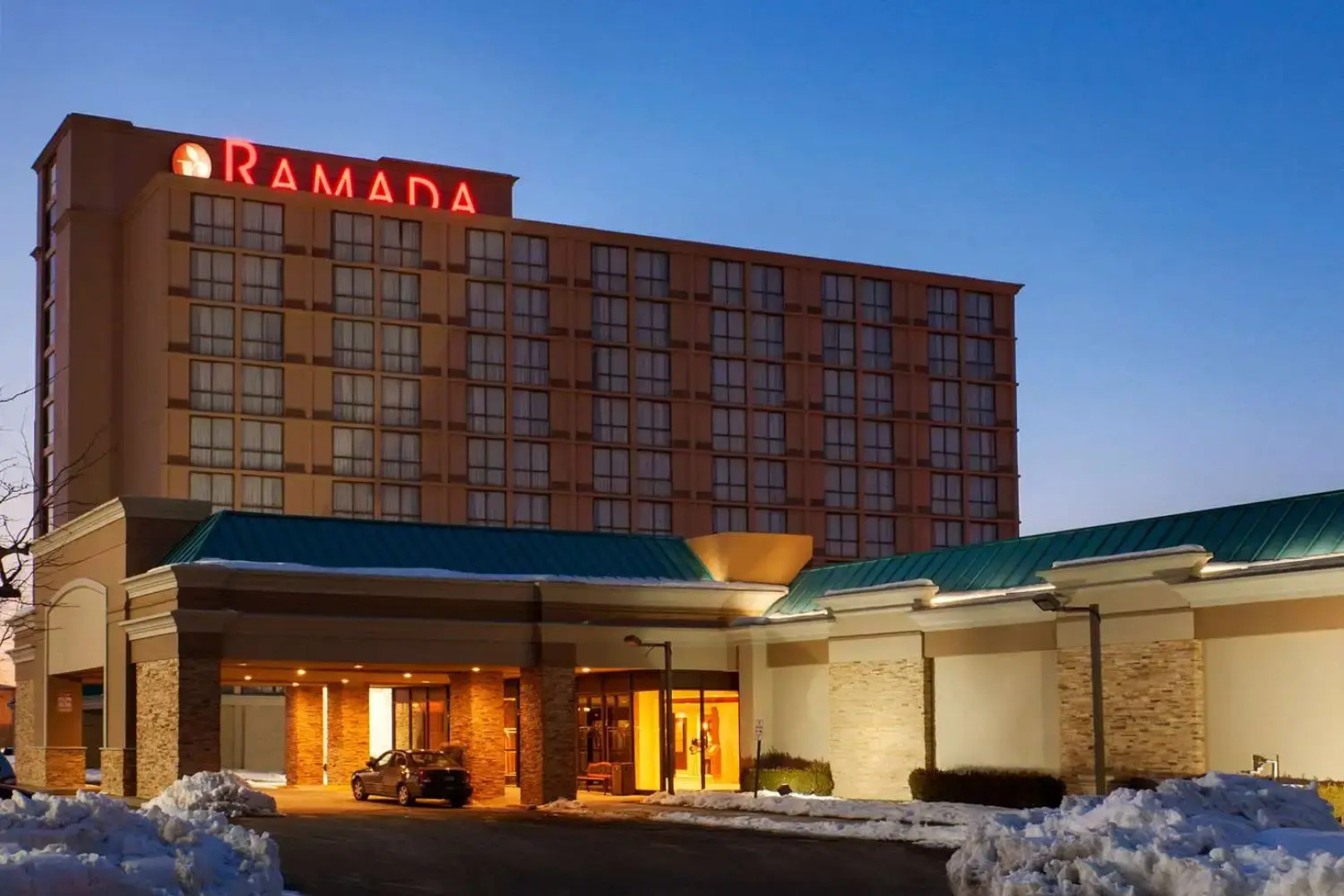 Holiday Inn Newark International Airport by IHG