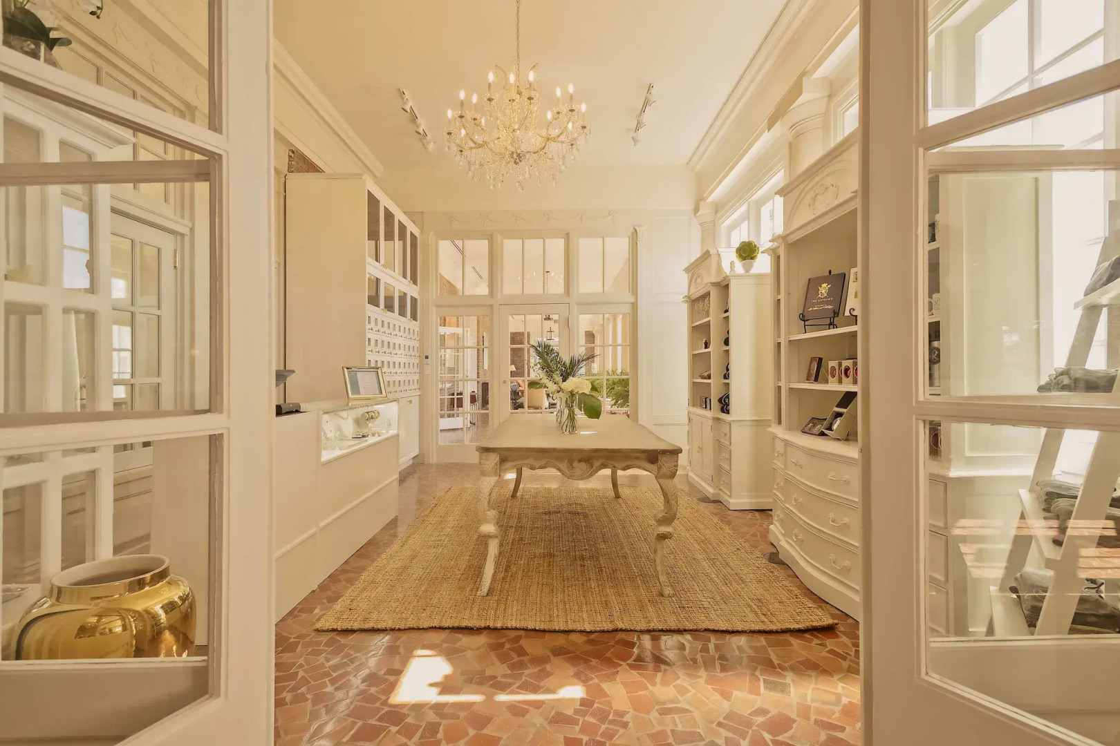 The Historic Cavalier Hotel and Beach Club, Autograph Collection