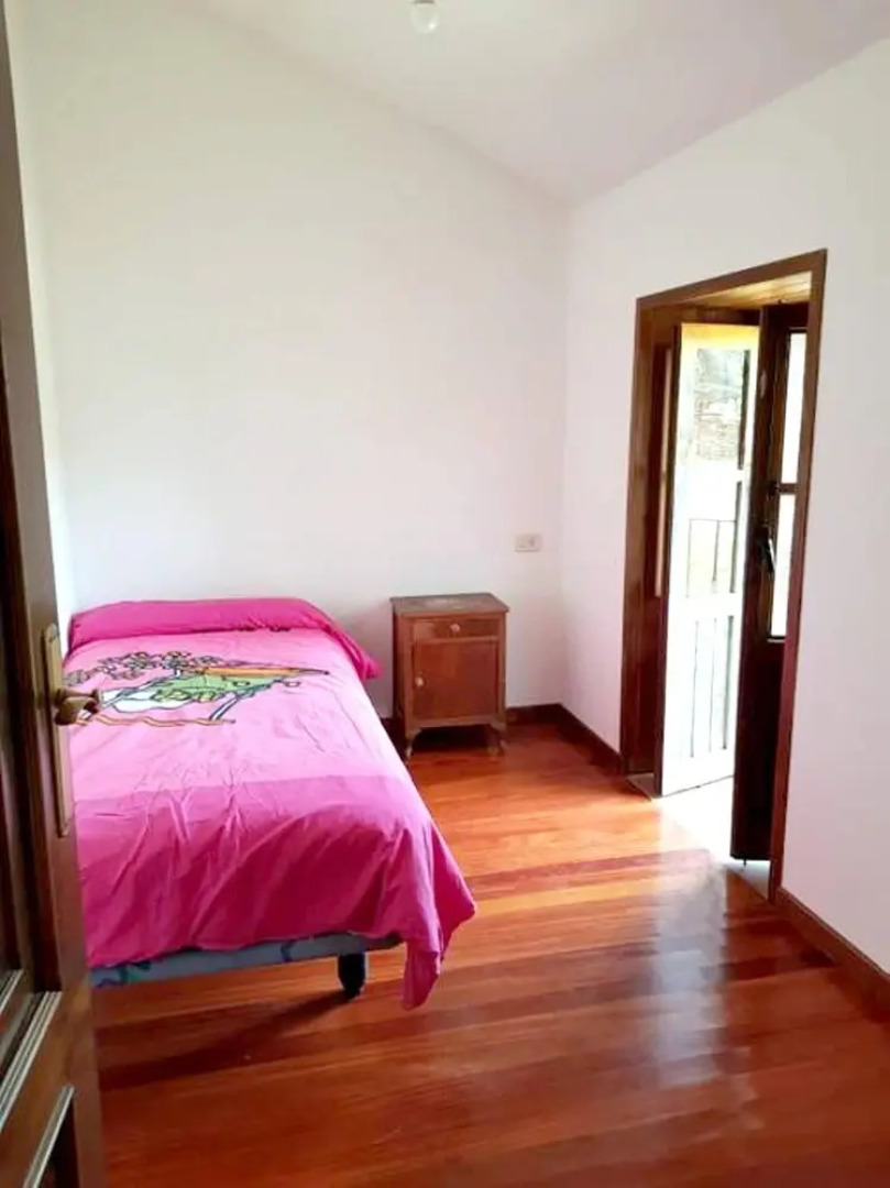 House with 3 Bedrooms in a Porteliñas, with Wonderful Mountain View, Private Pool, Enclosed Garden - 55 Km From the Beach