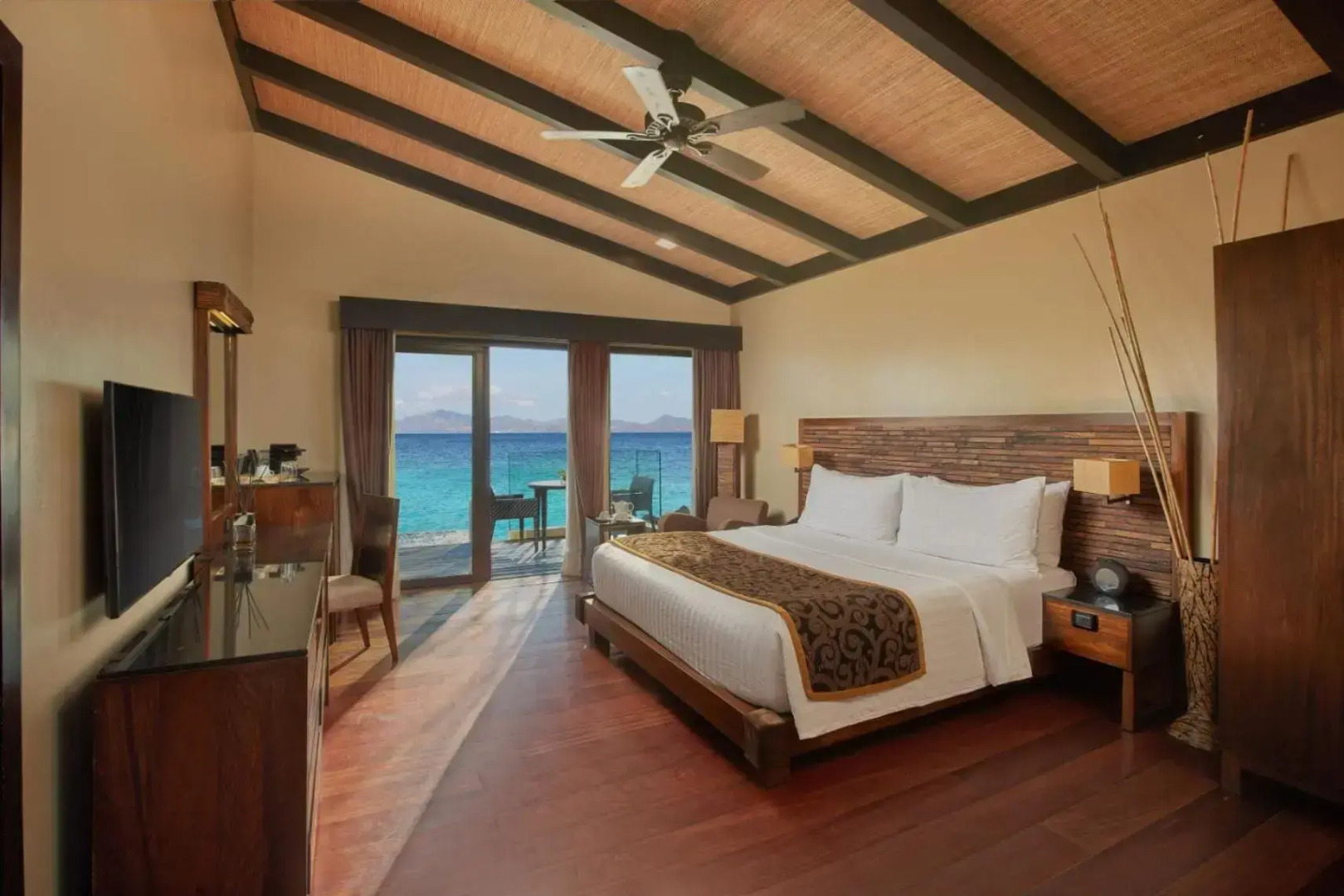 Two Seasons Coron Island Resort