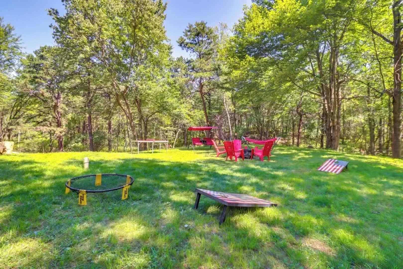 Fire Pit & Community Beach: Poconos Getaway!
