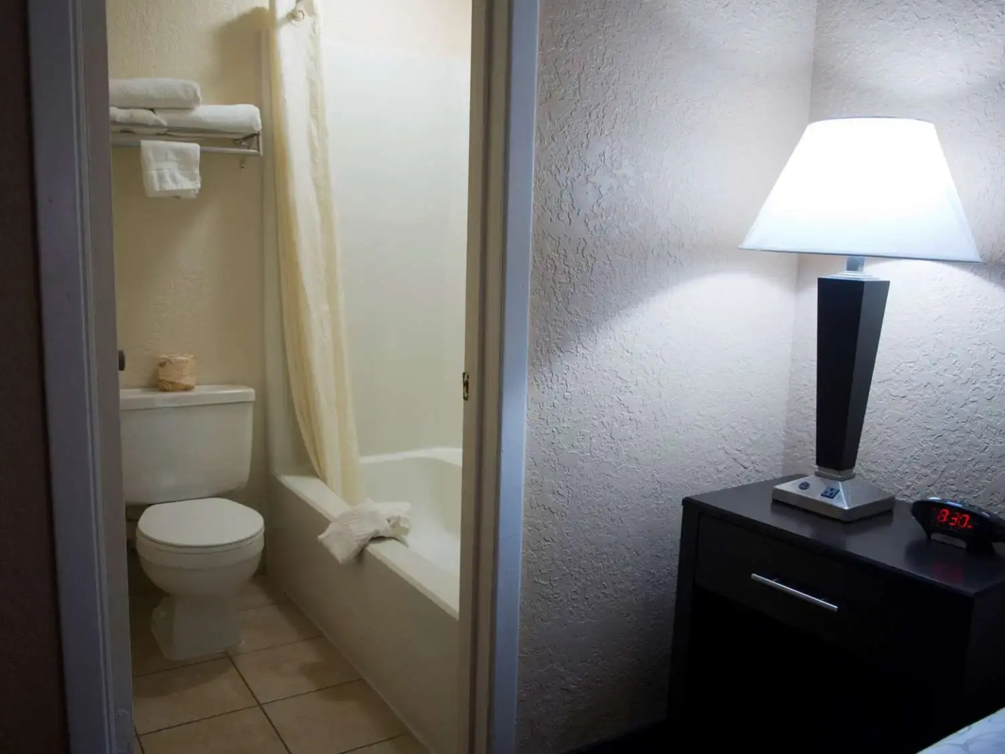 Best Western Cantebury Inn & Suites