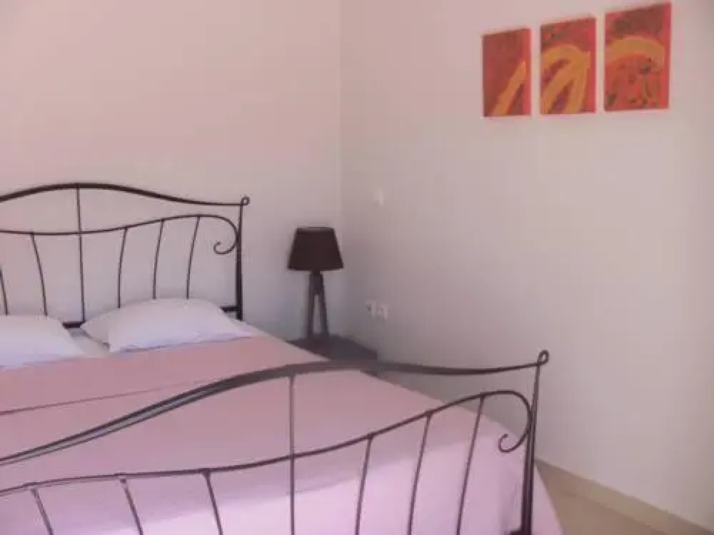 Afroessa Studios & Apartments