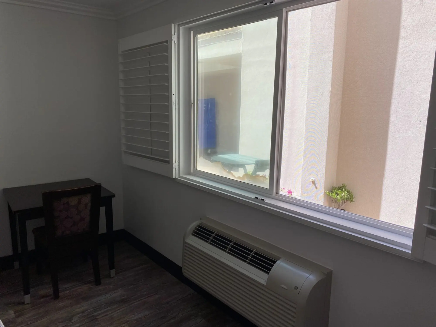 Ocean Surf Inn & Suites