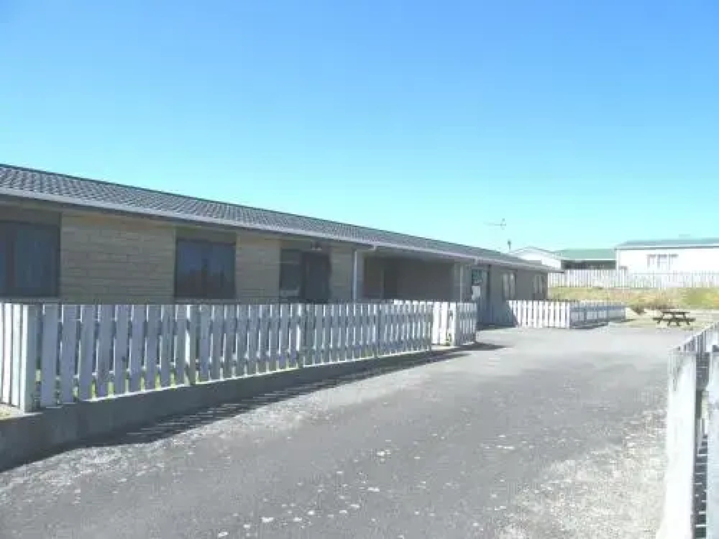 Kowhai Court Apartments