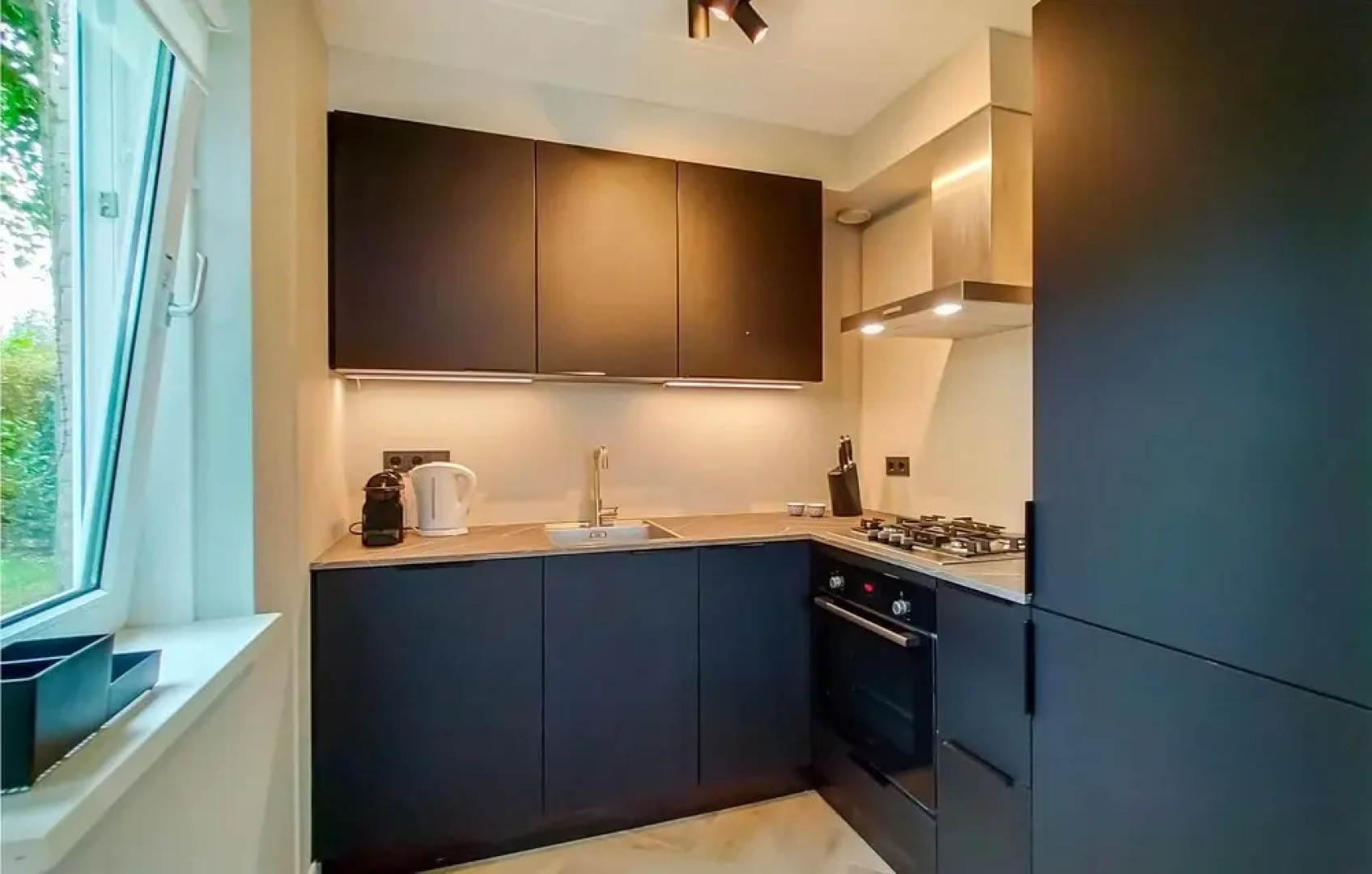 Stunning Home in Vlagtwedde With Wifi, 4 Bedrooms and Indoor Swimming Pool