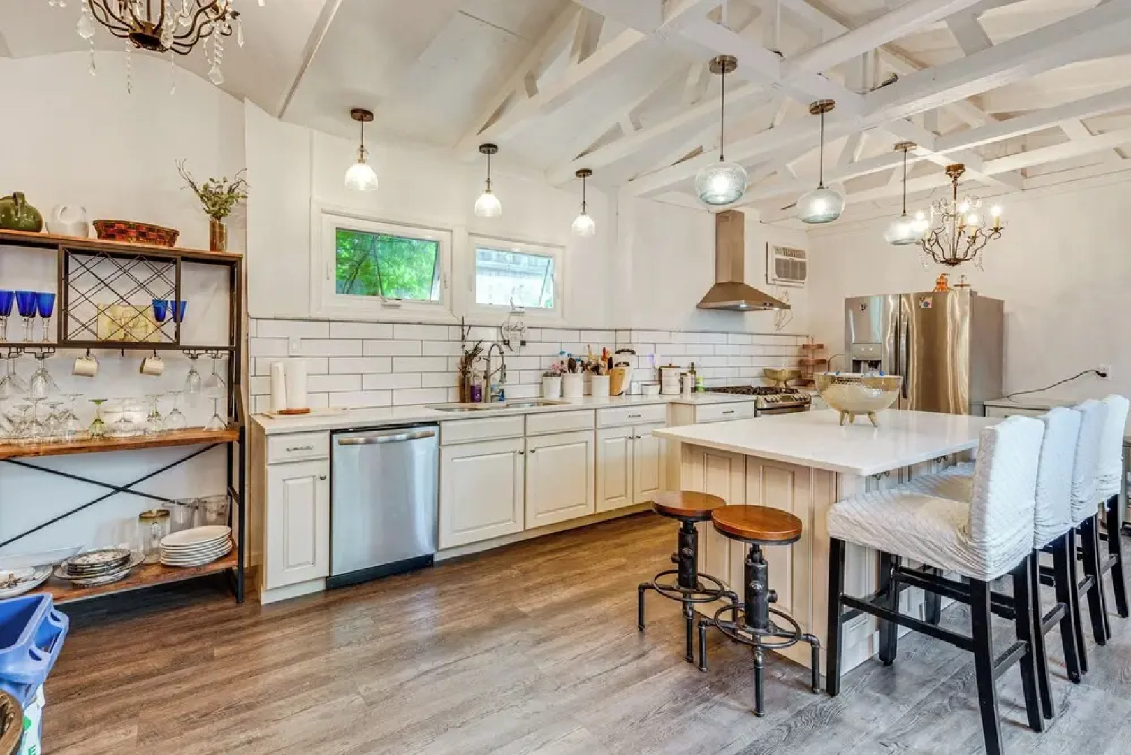 Near Downtown Scranton: Getaway w/ Patio