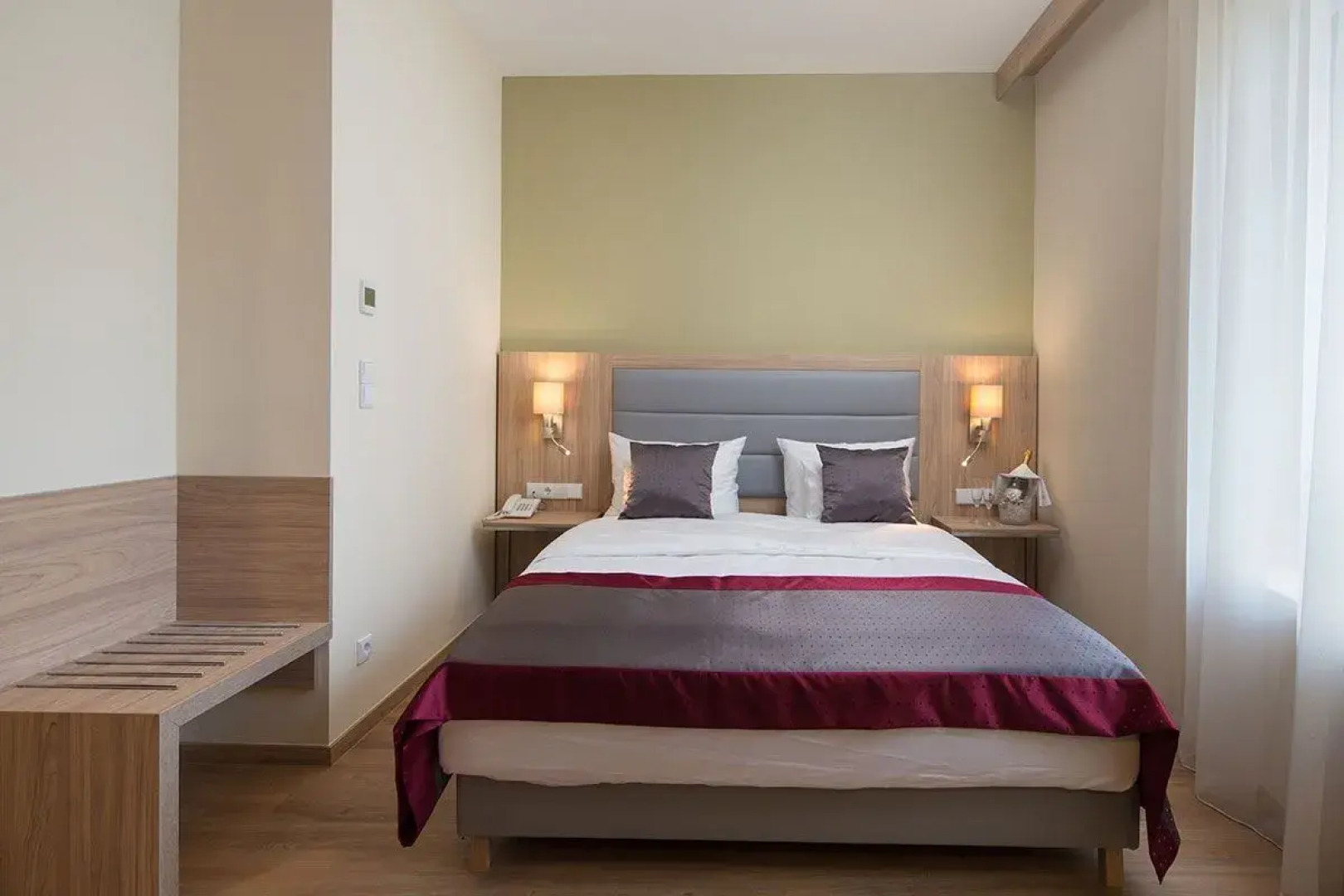 Akeah Verdi Budapest