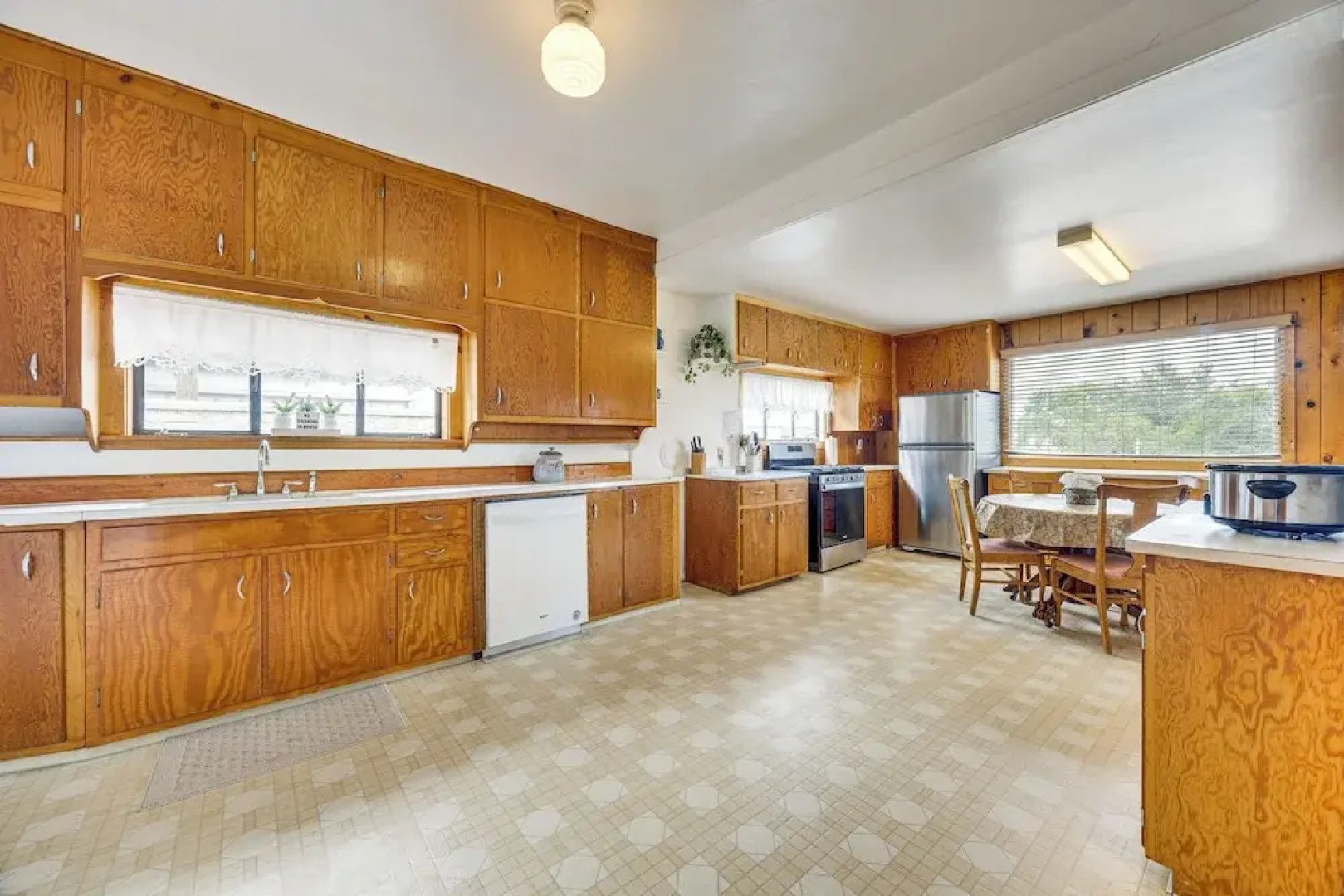 Charming Trinidad Home ~ 2 Mi to Main Street!