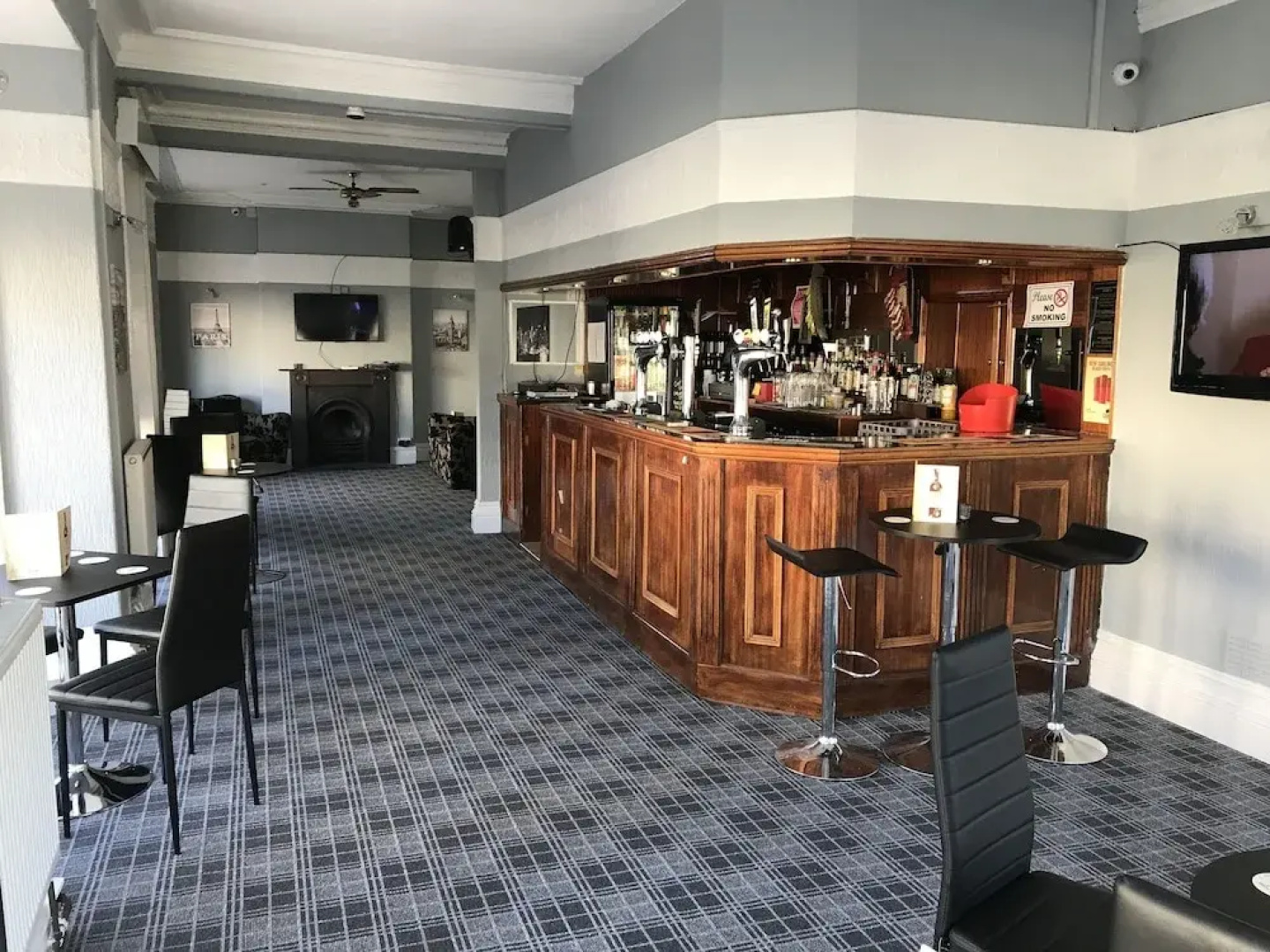 The New Alexandra Hotel