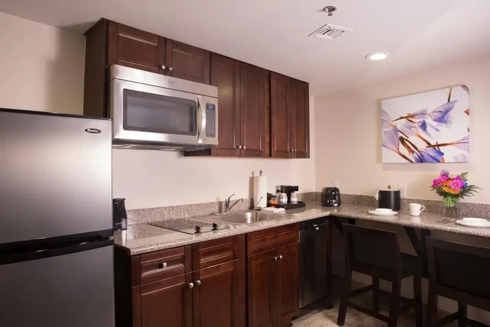 Comfort Inn & Suites At Copeland Tower