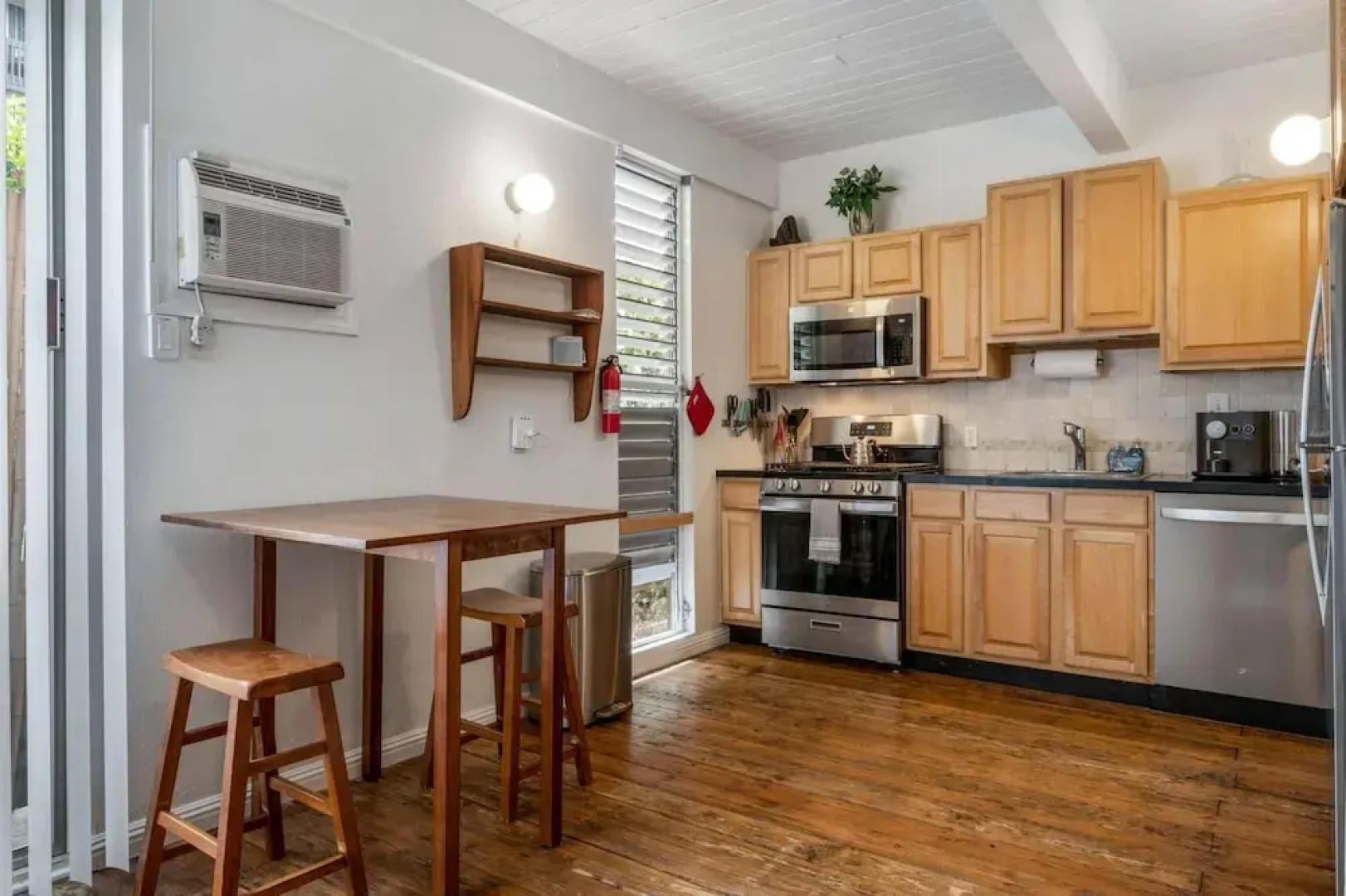 Big Island Kona Mansions 110c by Coldwell Banker Island Vacations