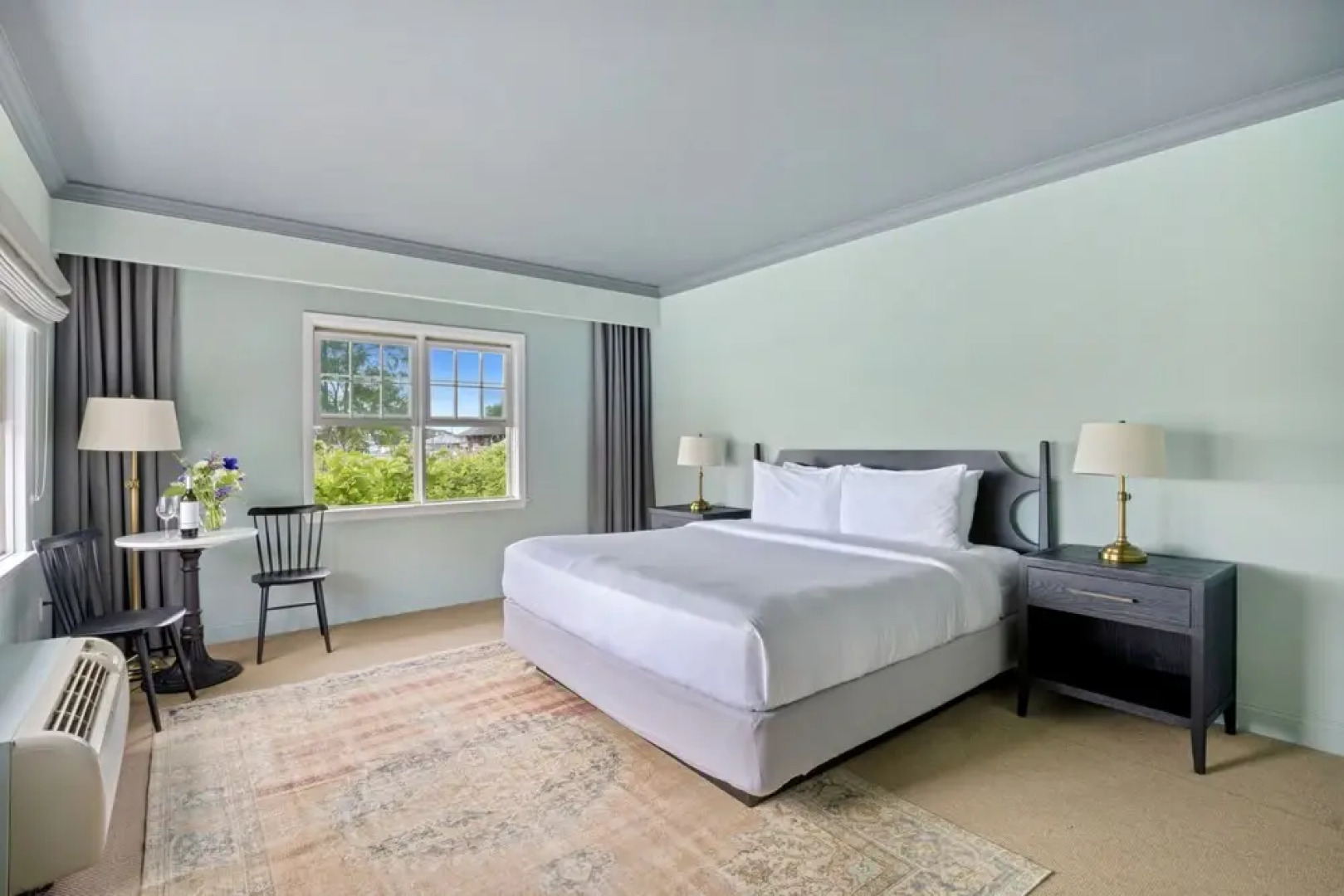 The Harbor Front Inn