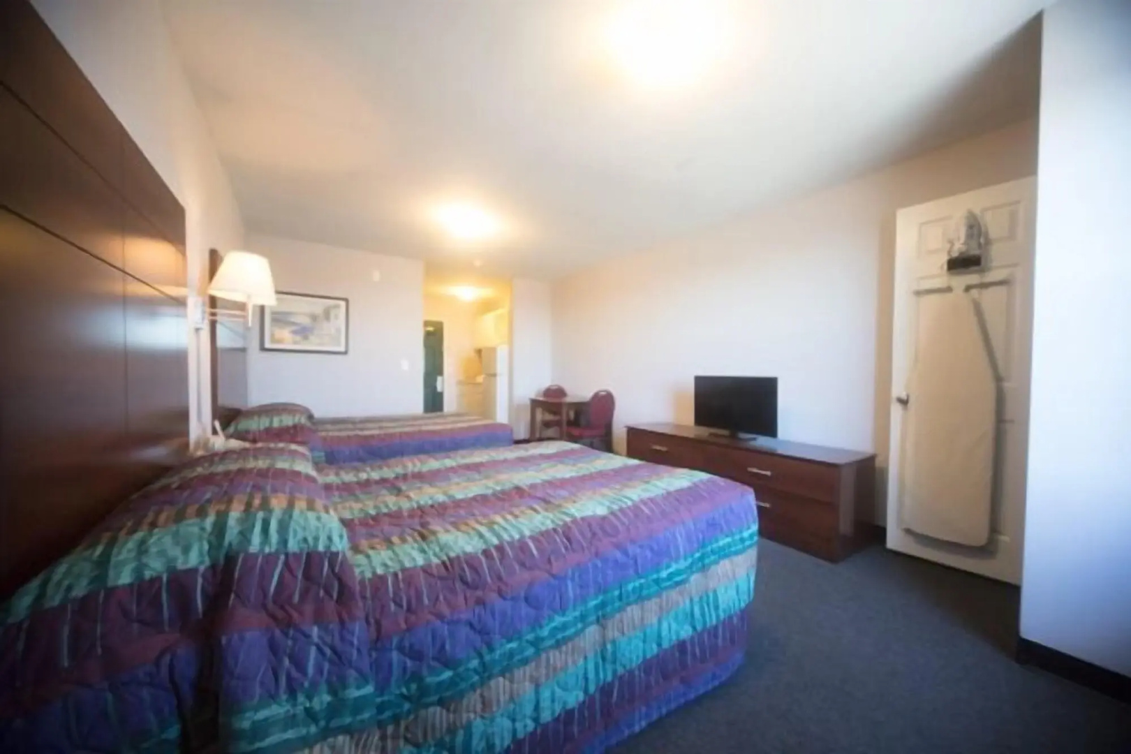 Suburban Studios Denver Central-Arvada