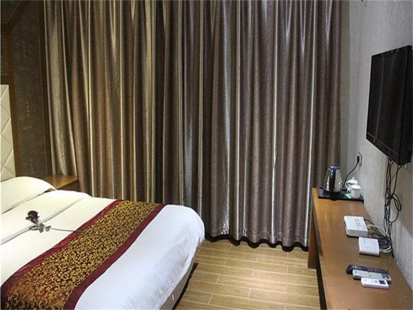 Yujing Business Hotel