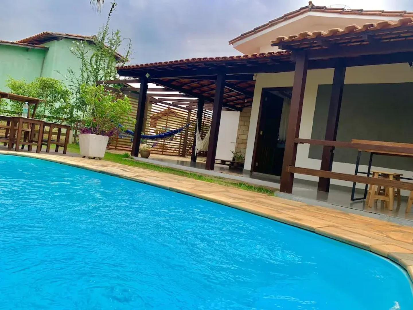 Charme e Aconchego - Casa para 10 pessoas com 3 quartos