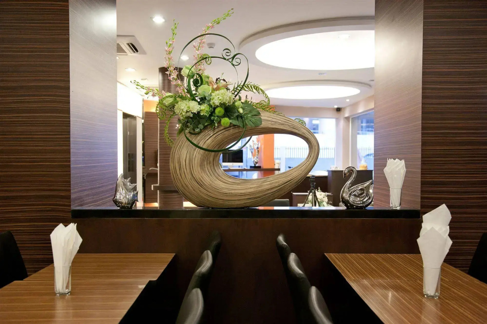 Отель Arawana Express Phromphong