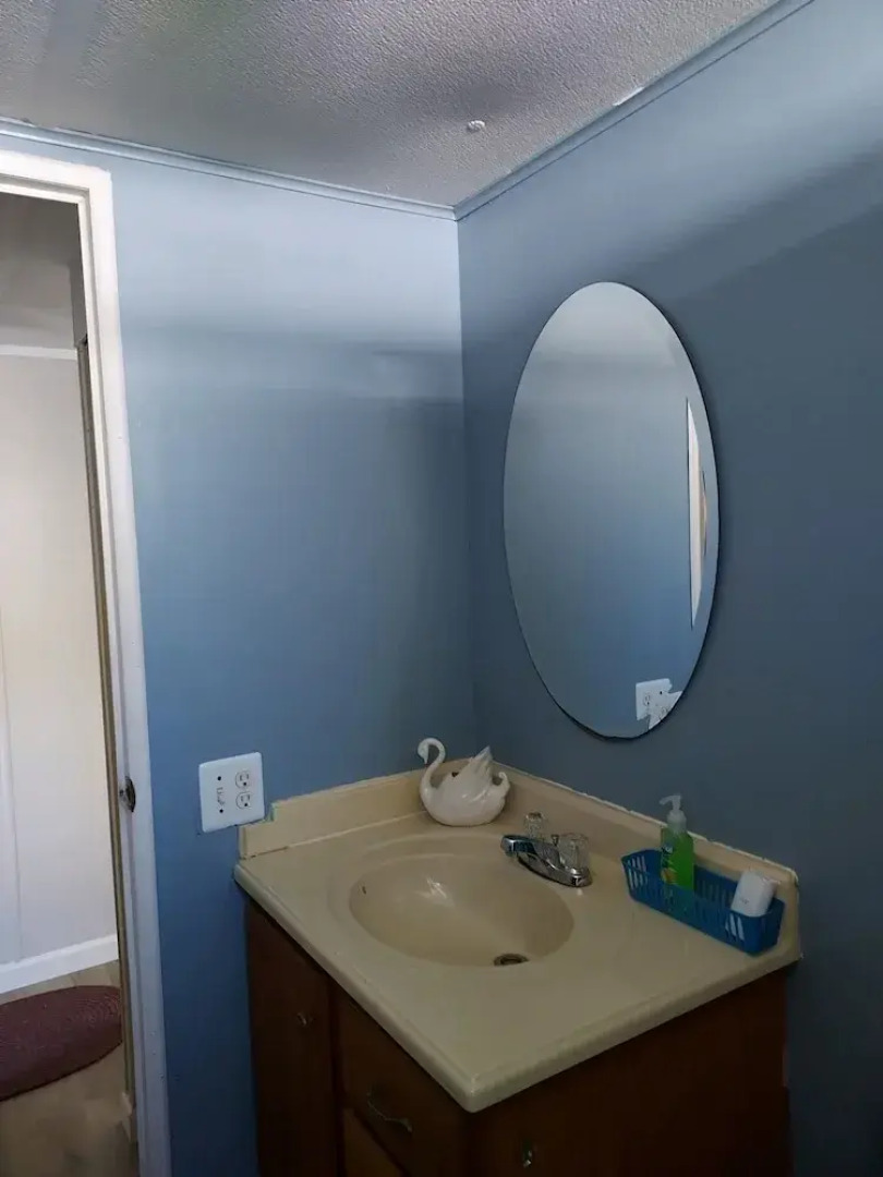 Canal Cottage Just Off The Rim Canal 2 Bedroom Cottage by RedAwning