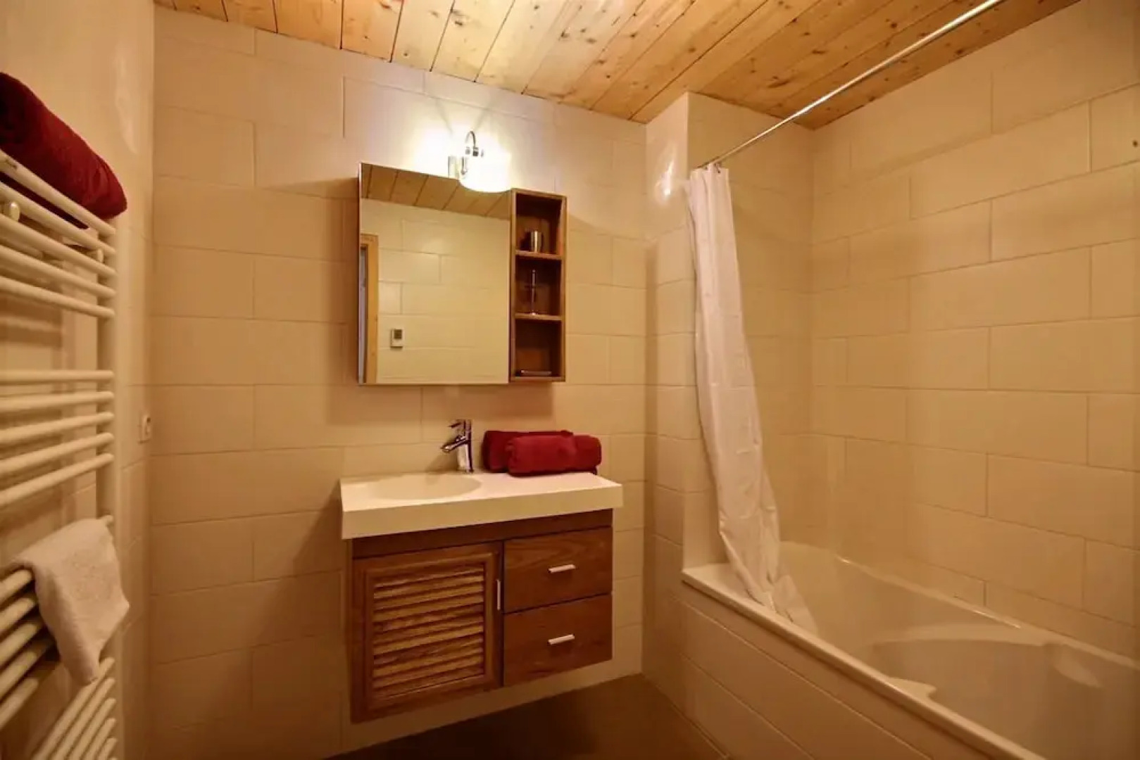 Chalet With 5 Bedrooms in St Jean D'aulps, With Wonderful Mountain View, Furnished Terrace and Wifi - 200 m From the Slopes