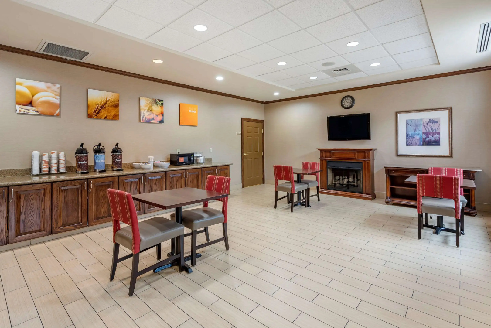 Comfort Inn & Suites Virginia Beach - Norfolk Airport