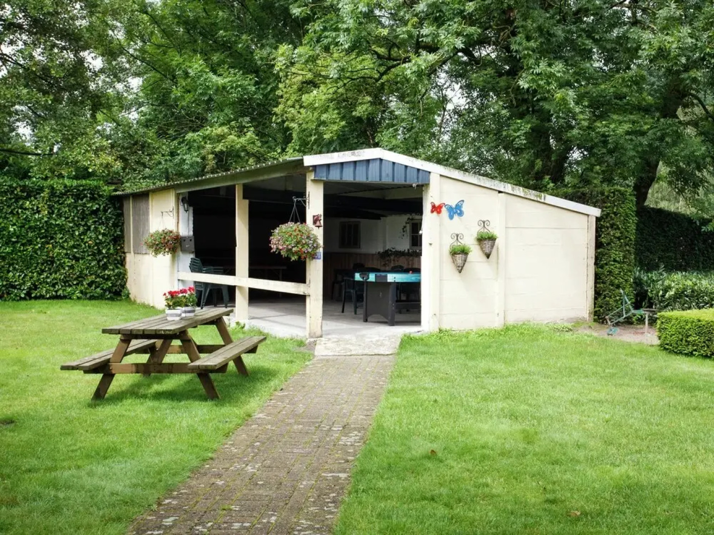 Farmhouse is Located in the Outskirts of Moergestel