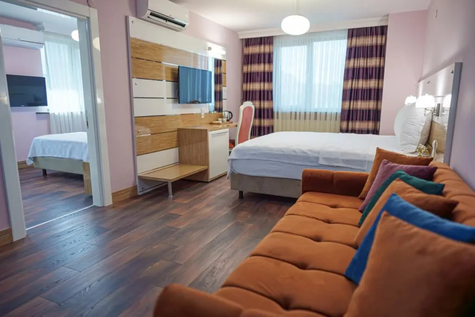 Tok Epi̇k Hotel