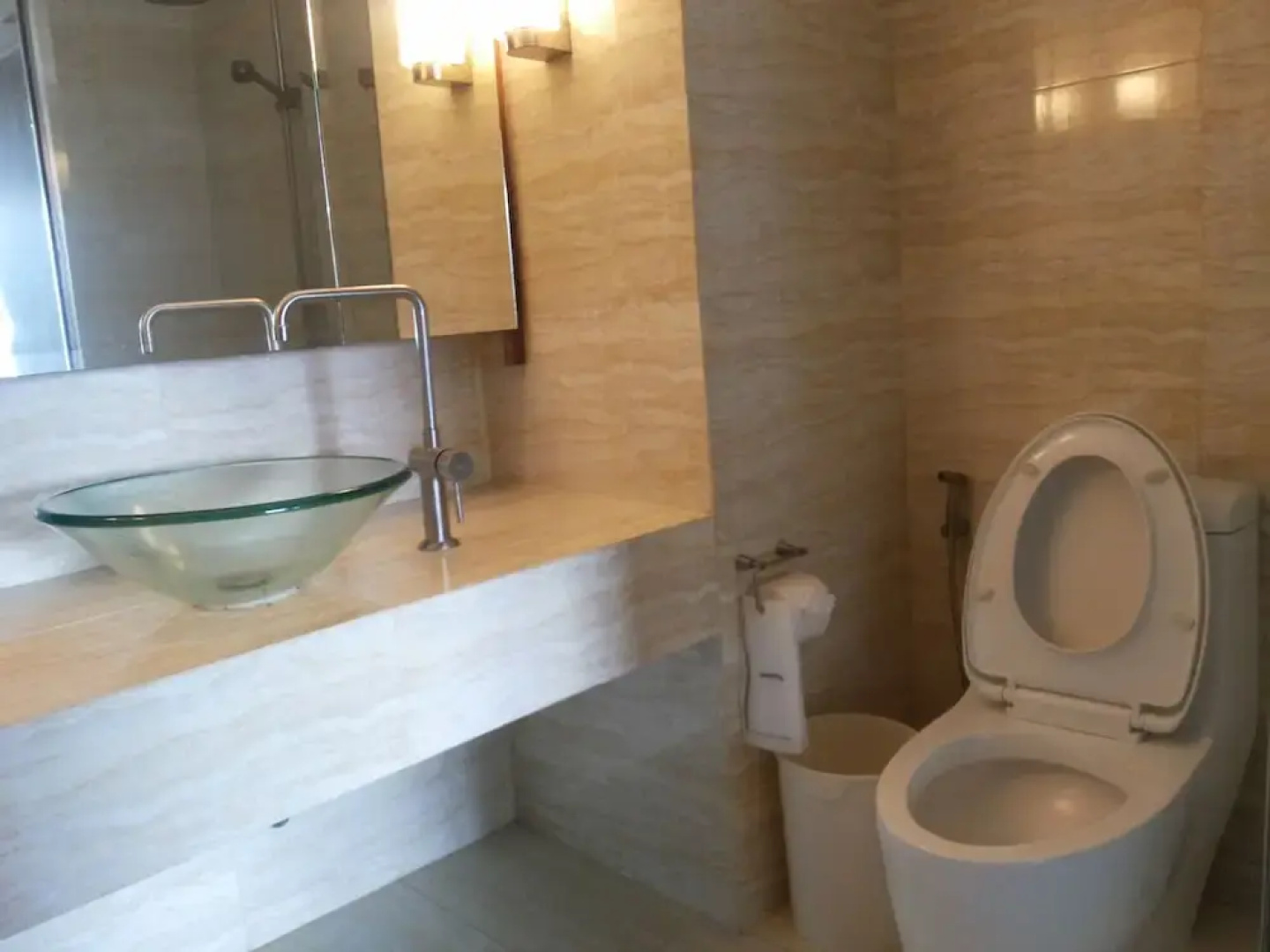 The Green Golf Residence Condominium