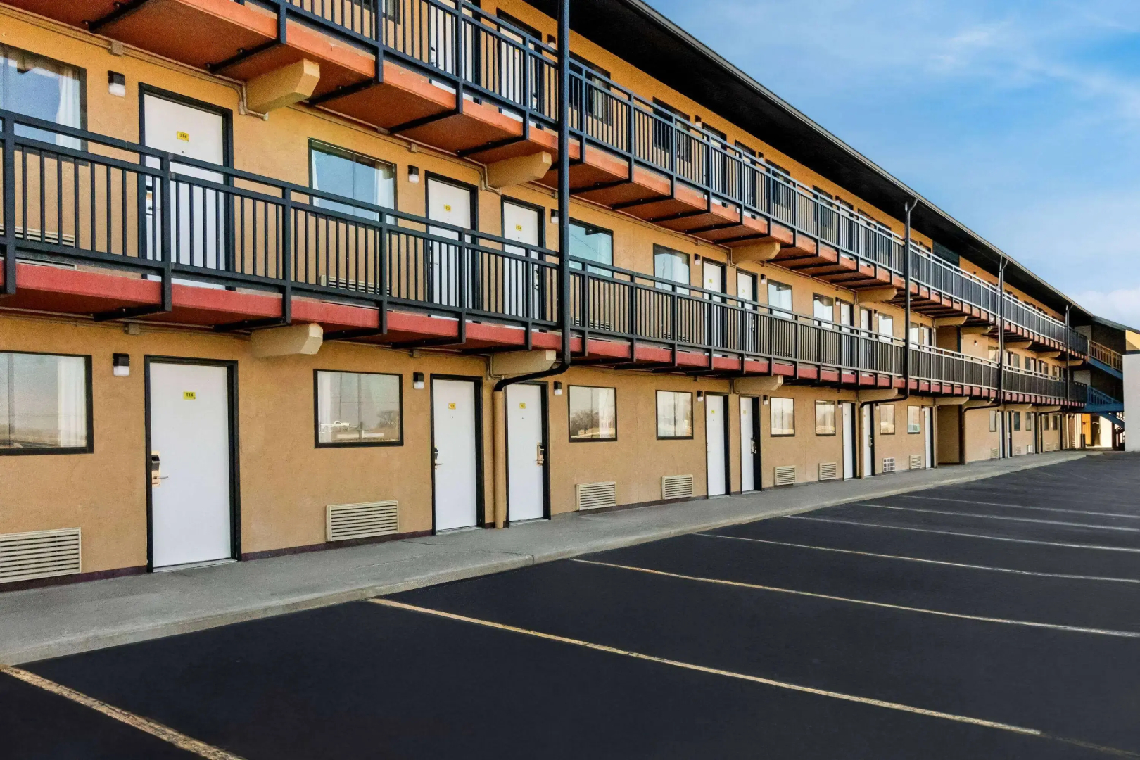 Super 8 by Wyndham Vandalia/Dayton International Airport