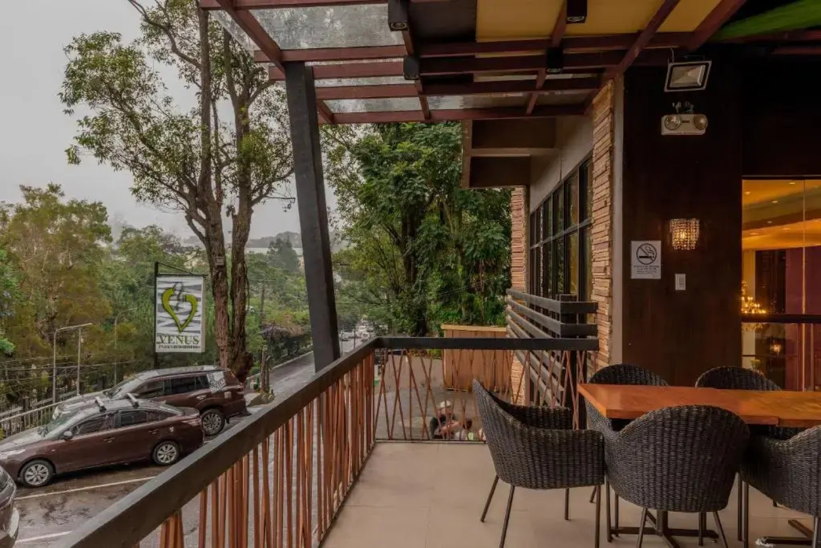 Venus Parkview Hotel