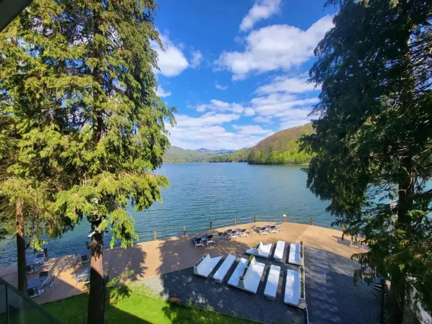 Adventure Lake Resort - Simared