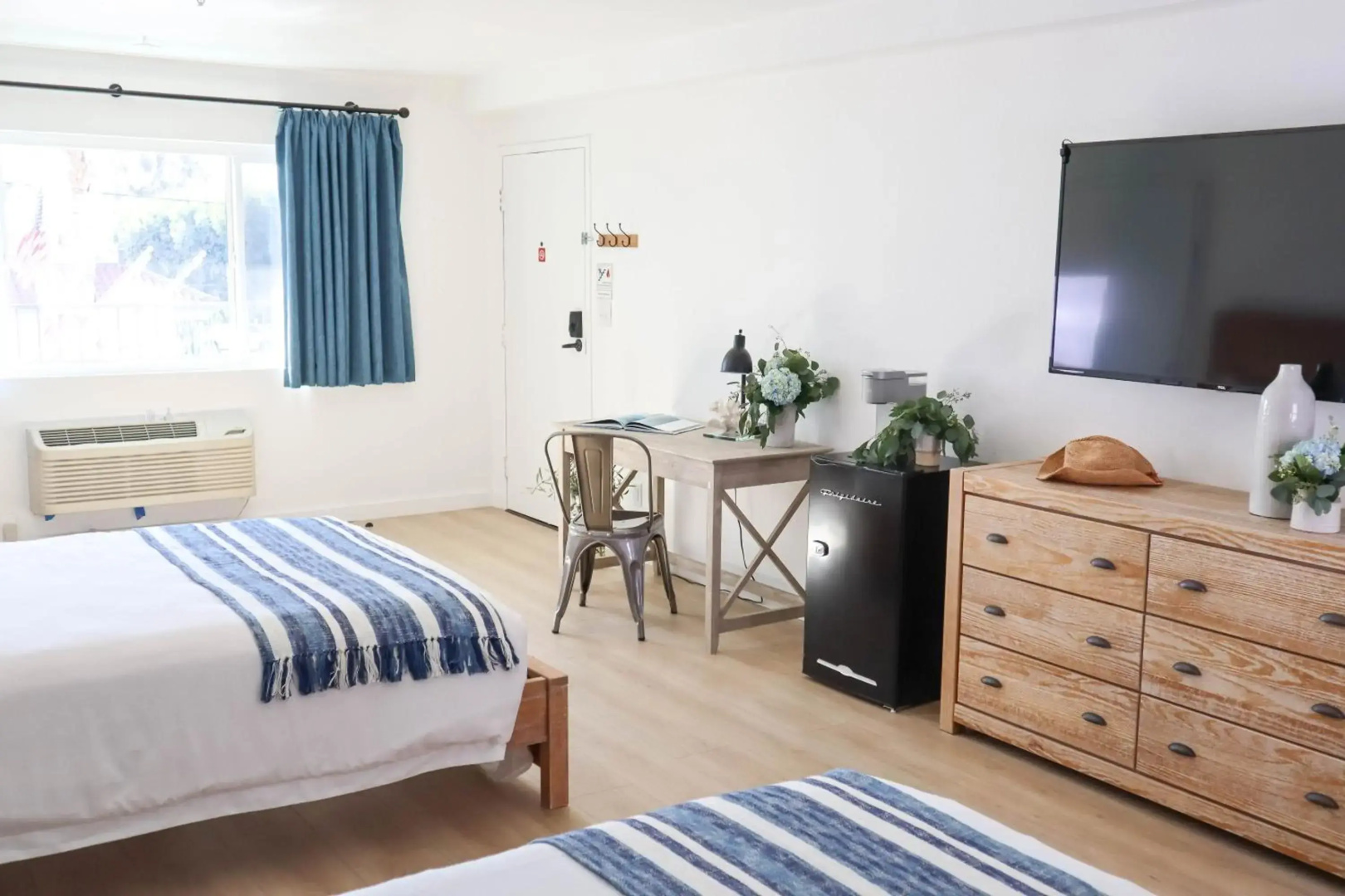 The Surfbreak Hotel