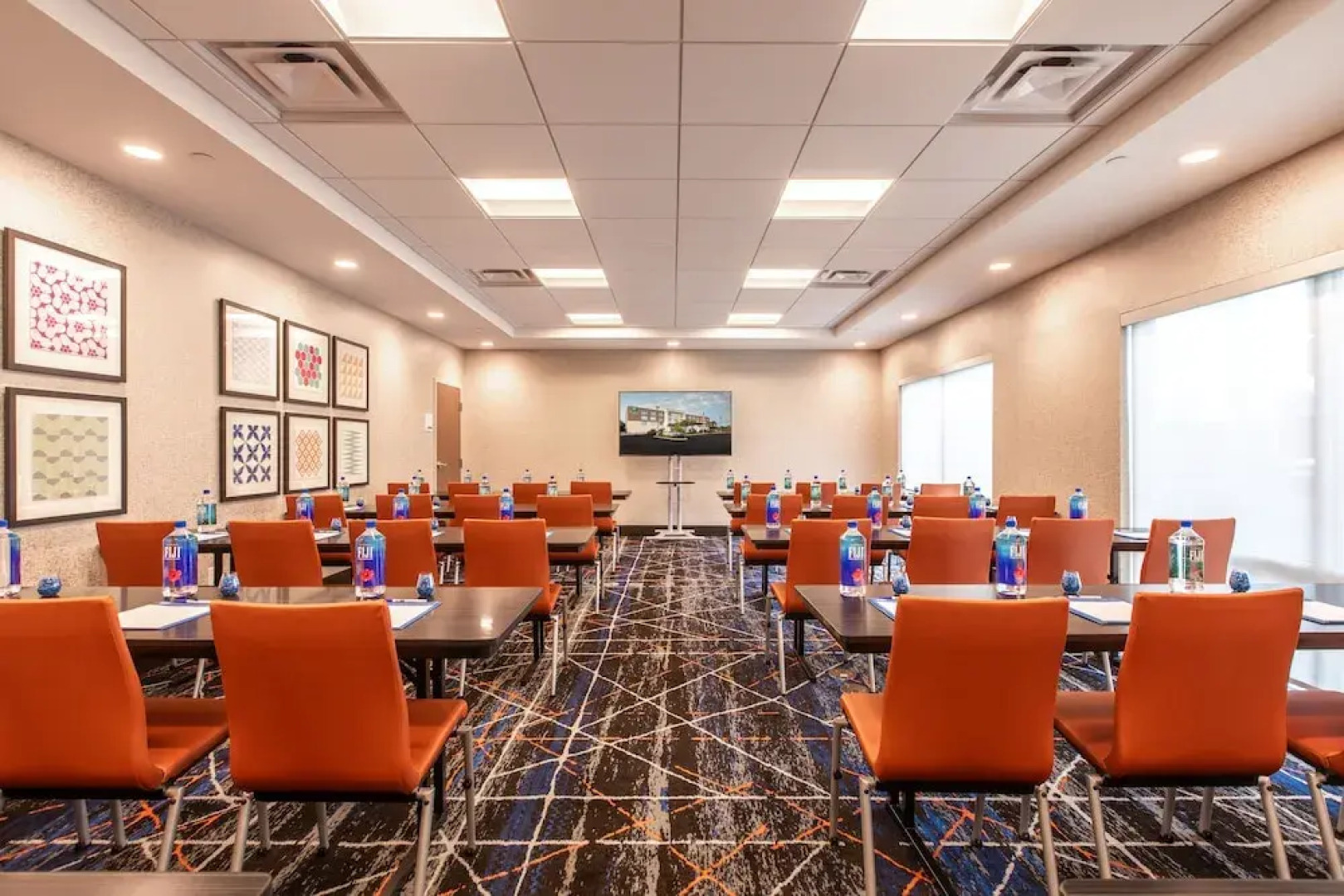 Holiday Inn Express & Suites Greenville S- Piedmont, an IHG Hotel